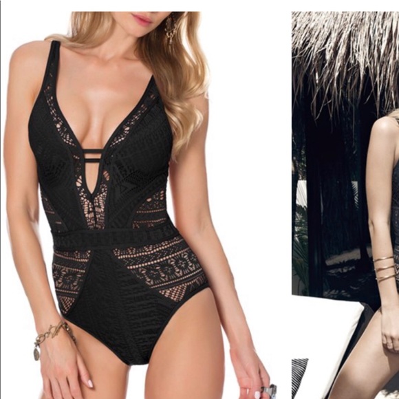 Nordstrom bathing suit Paid $118 - Picture 1 of 3